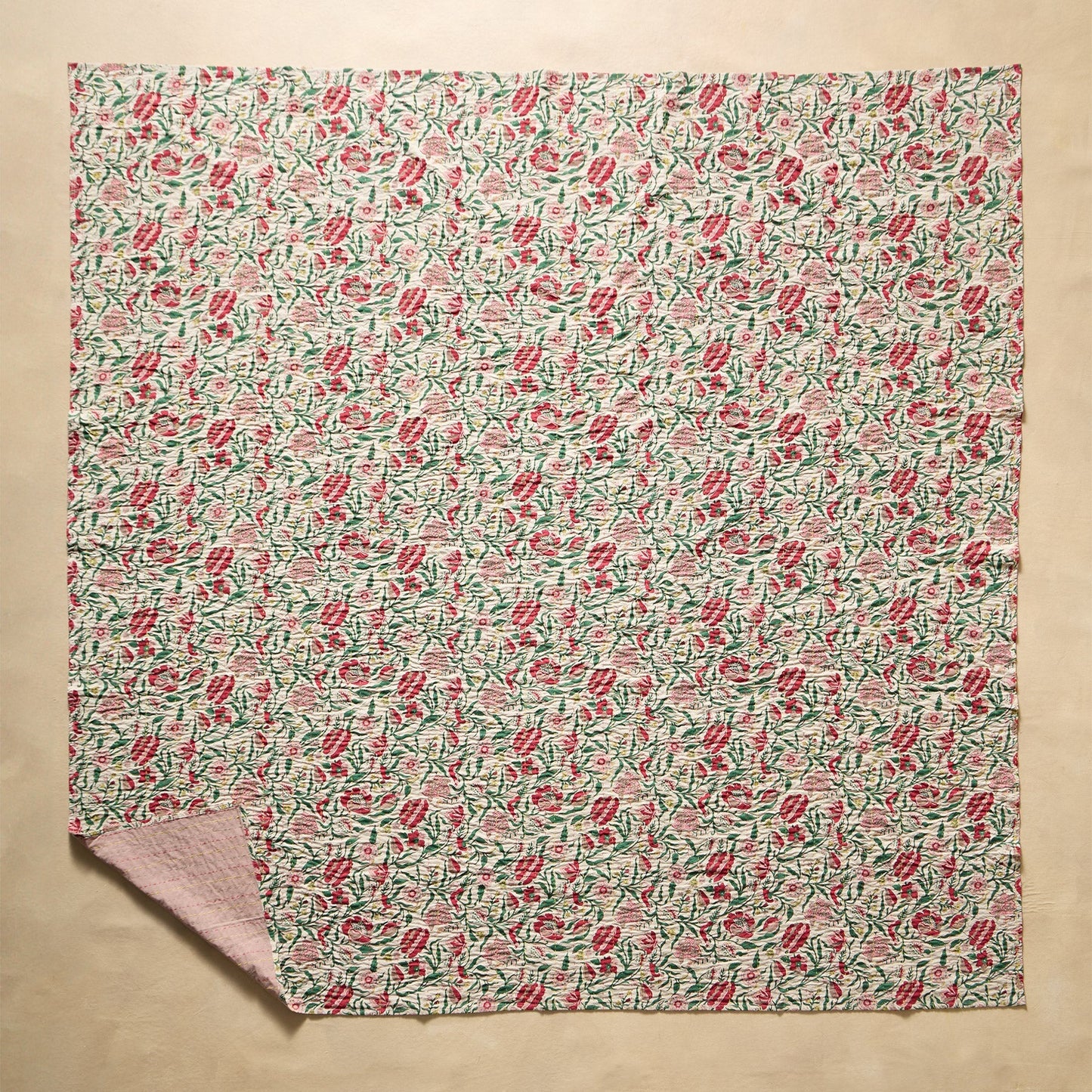 Botanical & Floral Lightweight Quilt